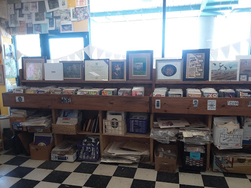 Book Store «Wonder Book & Video», reviews and photos, 1306 W Patrick St, Frederick, MD 21703, USA