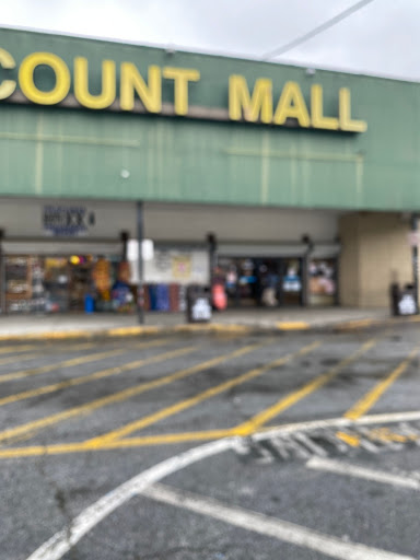 Shopping Mall «Old National Discount Mall», reviews and photos, 2660 Godby Rd, College Park, GA 30349, USA