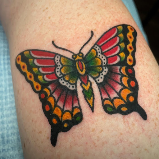 Tattoo Shop «High Street Tattoo Columbus», reviews and photos, 872 N High St, Columbus, OH 43215, USA