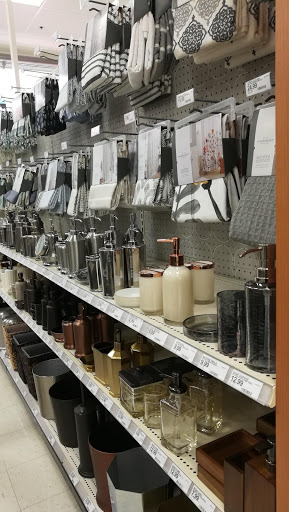 Department Store «Target», reviews and photos, 6100 Shingle Creek Pkwy, Brooklyn Center, MN 55430, USA