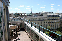 Extérieur du Restaurant servant le petit-déjeuner Hôtel Napoléon à Paris - n°13
