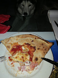 Plats et boissons du Pizzeria Cressely Pizza à Magny-les-Hameaux - n°4