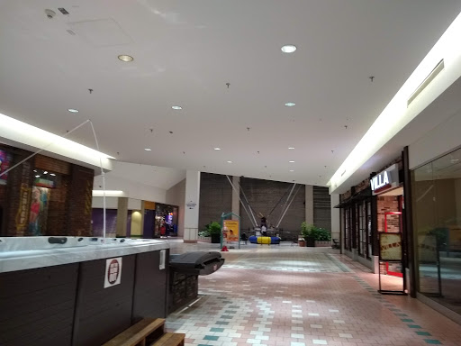 Shopping Mall «The Marketplace Mall», reviews and photos, 1 Miracle Mile Dr, Rochester, NY 14623, USA
