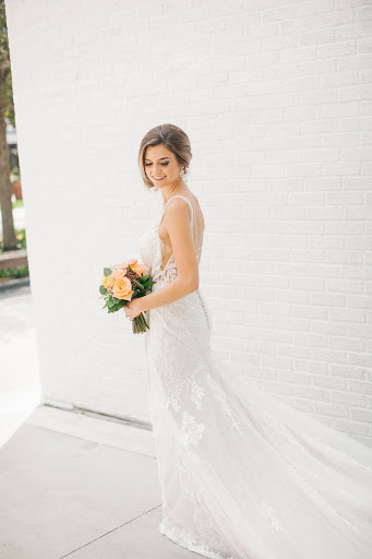 Clothing Alteration Service «Malindy Elene Bridal Boutique», reviews and photos, 2109 W Kennedy Blvd, Tampa, FL 33606, USA