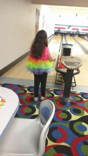 Bowling Alley «Roosevelt Lanes Recreation», reviews and photos, 6701 Roosevelt Ave, Allen Park, MI 48101, USA