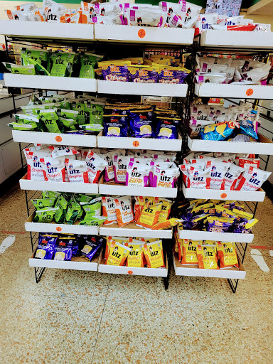 Grocery Store «Miles Supermarket», reviews and photos, 4127 E 131st St, Cleveland, OH 44105, USA