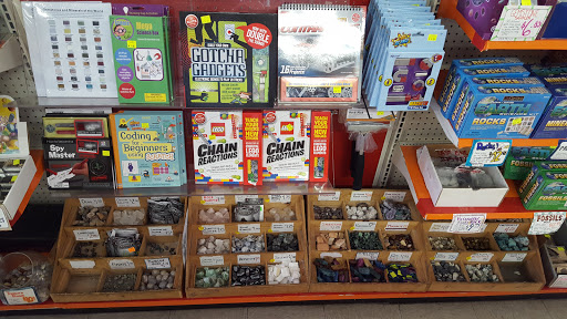School Supply Store «American Science & Surplus», reviews and photos, 33W361 Roosevelt Rd, West Chicago, IL 60185, USA