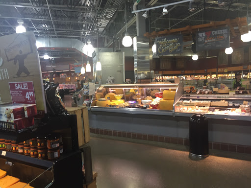 Grocery Store «Market District Supermarket», reviews and photos, 100 Settlers Ridge Center Dr, Pittsburgh, PA 15205, USA