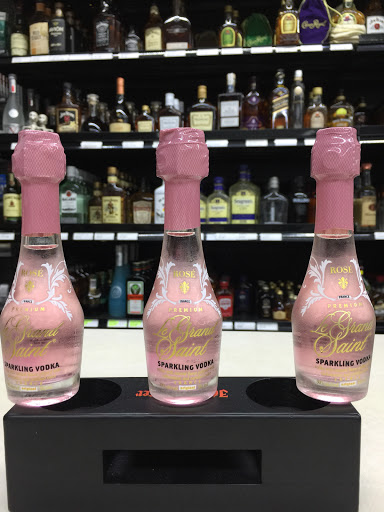 Liquor Store «CPD WINE & LIQUOR», reviews and photos, 5100 US Hwy 98 N, Lakeland, FL 33809, USA