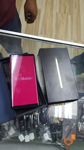 Cell Phone Store «AAA CELLULAR», reviews and photos, 1511 S Bowen Rd, Arlington, TX 76013, USA