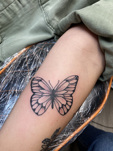 Tattoo Shop «Body Language Tattoo Columbus», reviews and photos, 1101 S Hamilton Rd, Columbus, OH 43227, USA