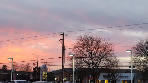 Grocery Store «Grocery Outlet Bargain Market», reviews and photos, 1755 NW 9th St #110, Corvallis, OR 97330, USA