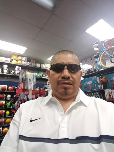 Sporting Goods Store «Big 5 Sporting Goods», reviews and photos, 1630 Mt Diablo Blvd, Walnut Creek, CA 94596, USA