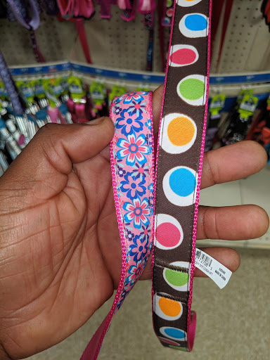 Pet Supply Store «PetSmart», reviews and photos, 5 Main St, East Hartford, CT 06118, USA