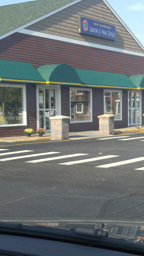 State Liquor Store «NH Liquor & Wine Outlet», reviews and photos, 18 Weirs Rd, Laconia, NH 03246, USA