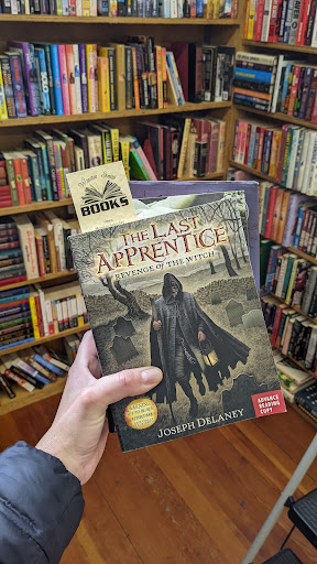 Used Book Store «Winston Smith Books», reviews and photos, 933 Lincoln Way, Auburn, CA 95603, USA