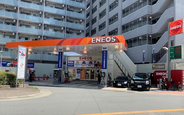 ENEOS 江坂 SS (タイガー石油)