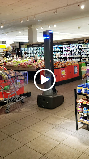 Shopping Mall «New Horizons Shopping Mall», reviews and photos, 961 E 174th St, Bronx, NY 10460, USA