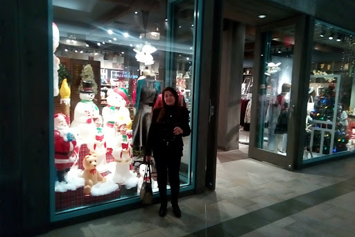 Shopping Mall «Oxmoor Center», reviews and photos, 7900 Shelbyville Rd, Louisville, KY 40222, USA