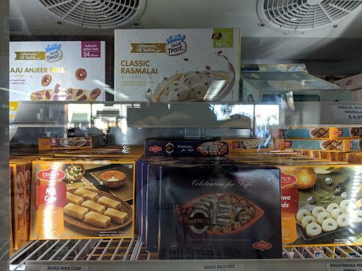 Indian Grocery Store «Om Foods Market», reviews and photos, 1321 Silas Deane Hwy, Wethersfield, CT 06109, USA