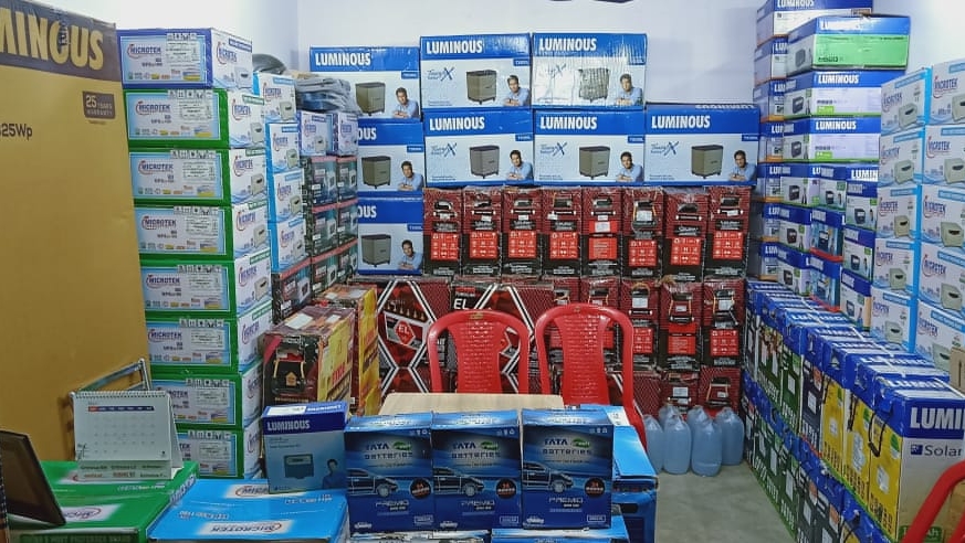 Guddu battery and electronics
