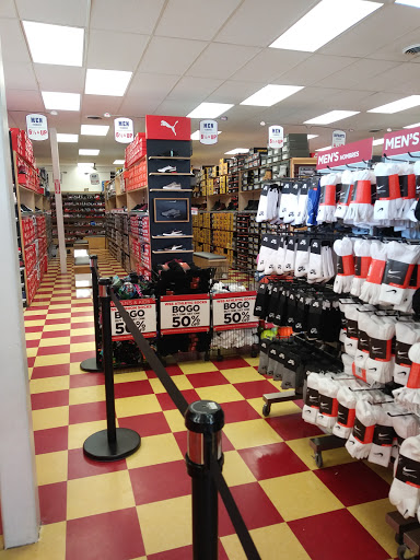 Shoe Store «WSS», reviews and photos, 6250 Atlantic Ave, Bell, CA 90201, USA
