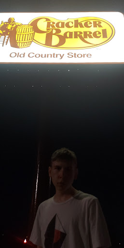 American Restaurant «Cracker Barrel Old Country Store», reviews and photos, 18531 N Creek Dr, Tinley Park, IL 60477, USA