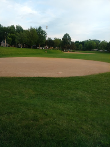 Park «Keewaydin Park», reviews and photos, 3030 E 53rd St, Minneapolis, MN 55417, USA