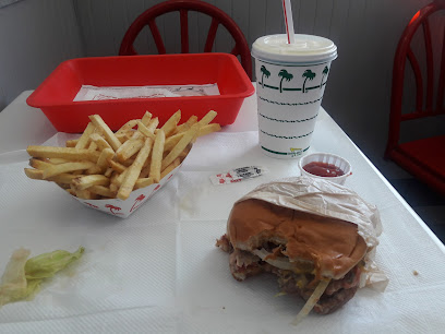 In-N-Out Burger - 2310 Panama Ln, Bakersfield, CA 93307