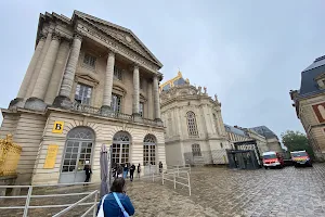 Tour Of Versailles image