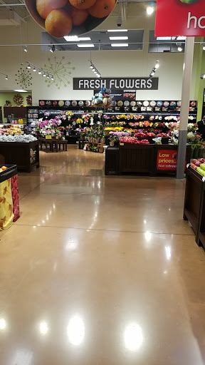 Grocery Store «Kroger Marketplace», reviews and photos, 4915 Dixie Hwy, Louisville, KY 40216, USA