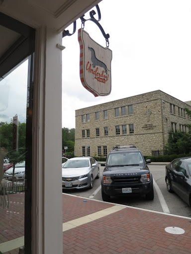 Wine Store «Underdog Wine Co.», reviews and photos, 319 E 55th St, Kansas City, MO 64113, USA