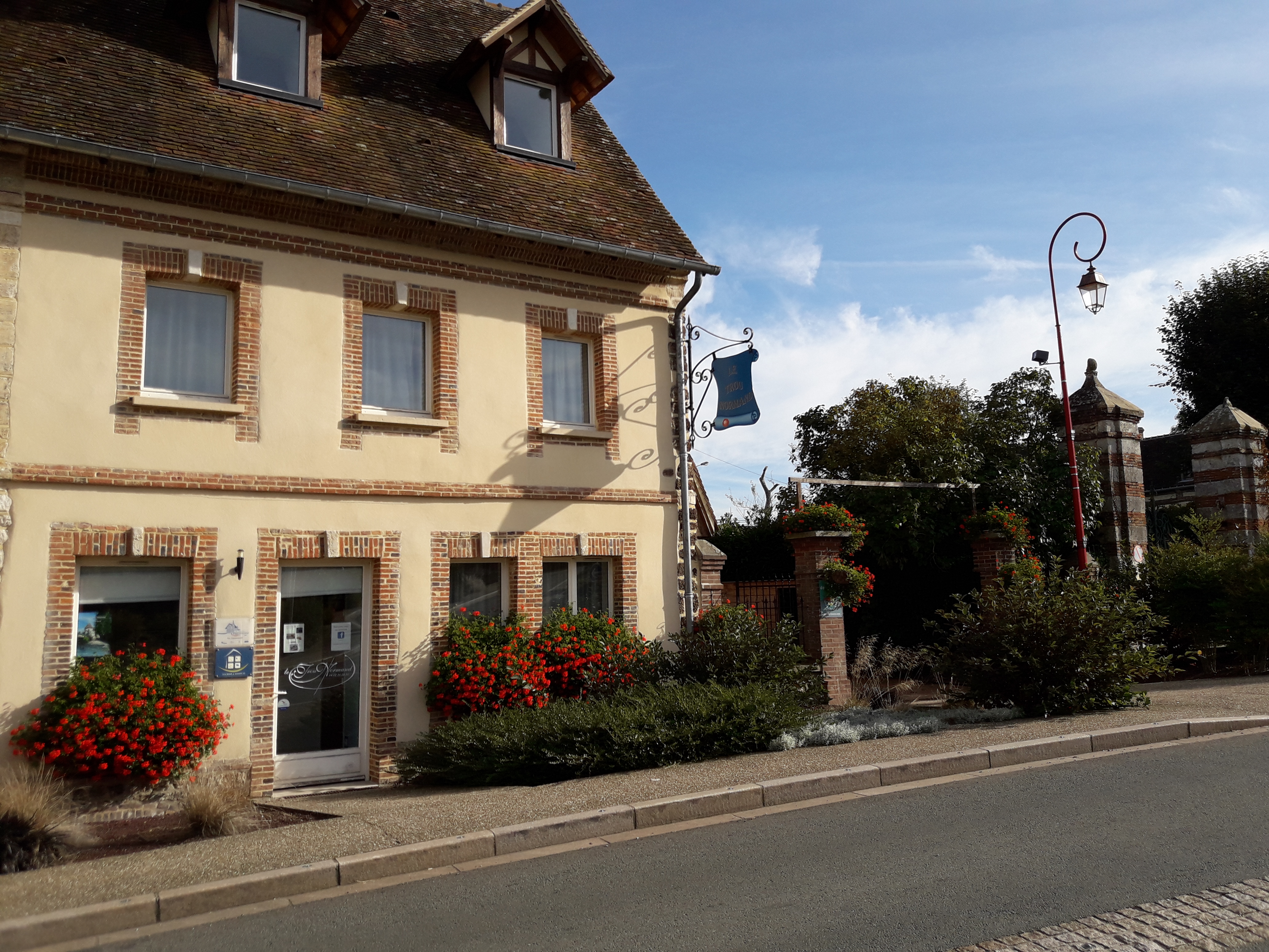 Photo n° 1 de l'avis de Spenser.h fait le 23/09/2017 à 08:34