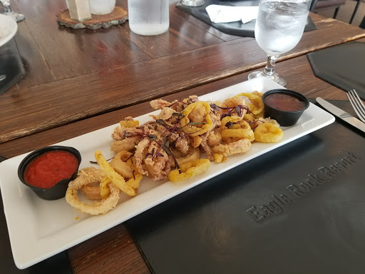 Golf Shop «Eagle Rock Golf Clubhouse & Pro Shop», reviews and photos, 191 Turnberry Ln, Hazle Township, PA 18202, USA