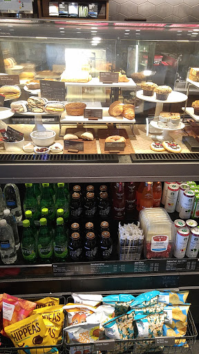 Coffee Shop «Starbucks», reviews and photos, 1674 Fort Campbell Blvd, Clarksville, TN 37042, USA