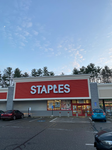 Staples, 771 Boston Post Rd E, Marlborough, MA 01752, USA, 