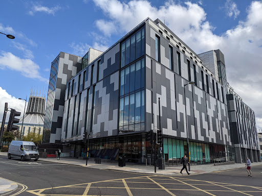 Centers to study clinical and biomedical laboratory in Liverpool