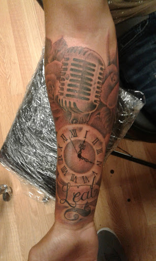 Tattoo Shop «The Ink Link Tattoo Co.», reviews and photos, 512 S 13th St, Omaha, NE 68102, USA