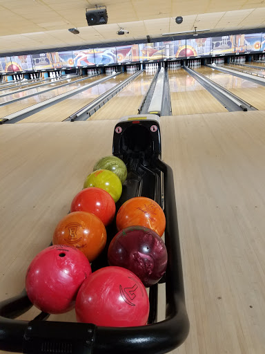 Bowling Alley «AMF Somerset Lanes», reviews and photos, 231 Riverside Ave, Somerset, MA 02725, USA