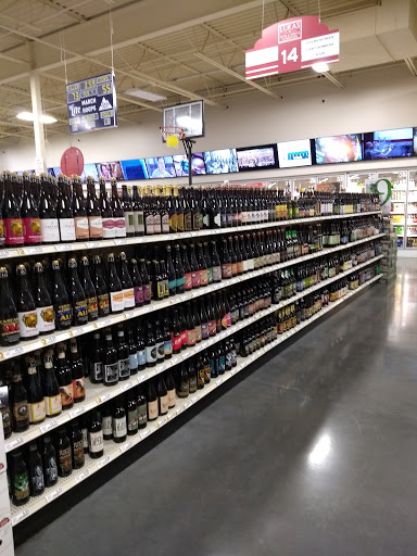 Liquor Store «Lukas Liquor Superstore», reviews and photos, 13657 Washington St, Kansas City, MO 64145, USA