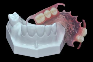 Tukang gigi Roy Dental image
