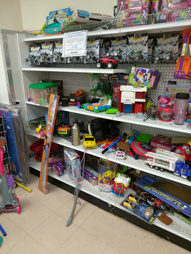 Thrift Store «Goodwill Plant City Store», reviews and photos, 2802 James L Redman Pkwy, Plant City, FL 33566, USA