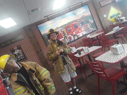 Sandwich Shop «Firehouse Subs», reviews and photos, 221 SE Everett Mall Way, Everett, WA 98208, USA