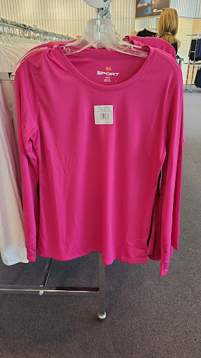 Outlet Mall «The Outlet Shoppes At Fremont», reviews and photos, 6245 N Old 27, Fremont, IN 46737, USA