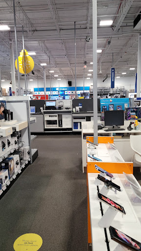 Electronics Store «Best Buy», reviews and photos, 499 Sunrise Hwy North Service Rd, Patchogue, NY 11772, USA
