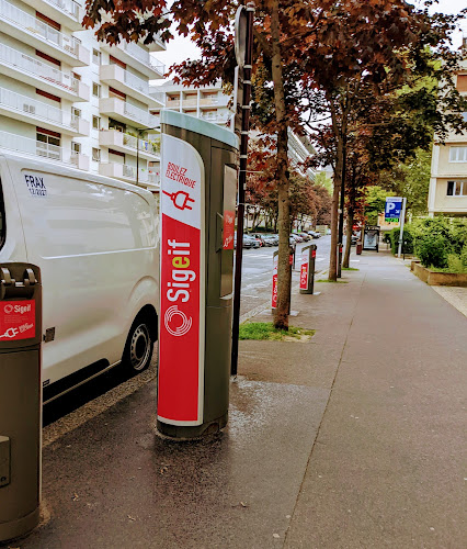 Borne de recharge de véhicules électriques Sigeif Charging Station Boulogne-Billancourt