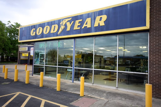 Auto Repair Shop «Memorial Drive Tire & Auto», reviews and photos, 14715 Memorial Dr, Houston, TX 77079, USA