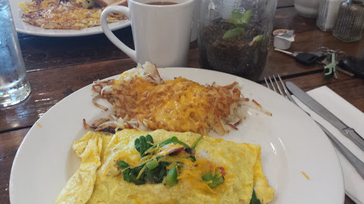 Restaurant «Uptowne Cafe», reviews and photos, 1217 Caledonia St, La Crosse, WI 54603, USA