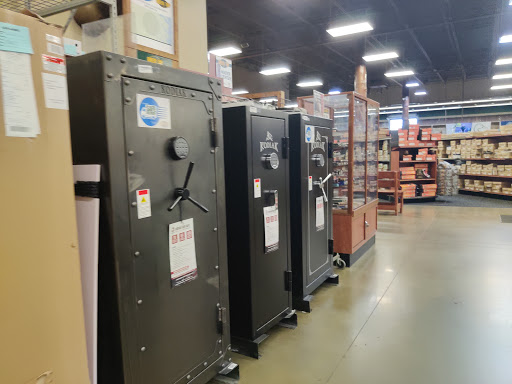 Fishing Store «Green Top Sporting Goods, Corporation.», reviews and photos, 10150 Lakeridge Pkwy, Ashland, VA 23005, USA