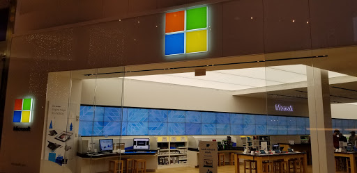 Computer Store «Microsoft Store», reviews and photos, 1 Garden State Plaza Blvd #2303, Paramus, NJ 07652, USA